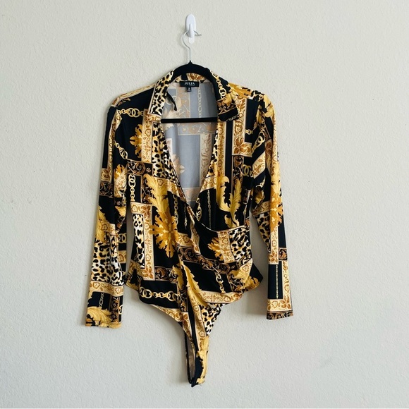 Julia Love by J black and yellow Women's Top size 1X
Bodysuit elegant old money - Picture 1 of 9